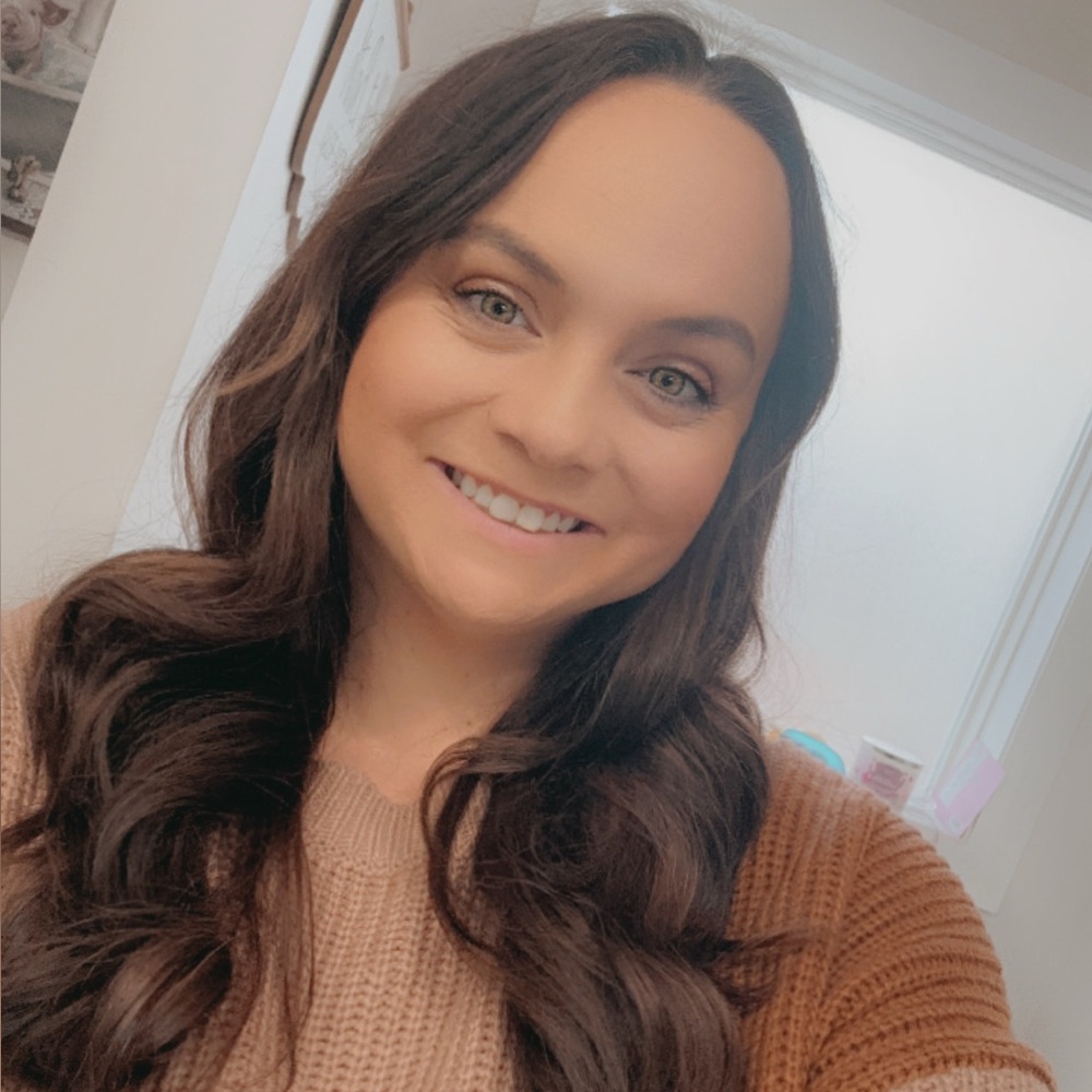 Meet your Posher, Gina